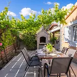 Villa Tia *